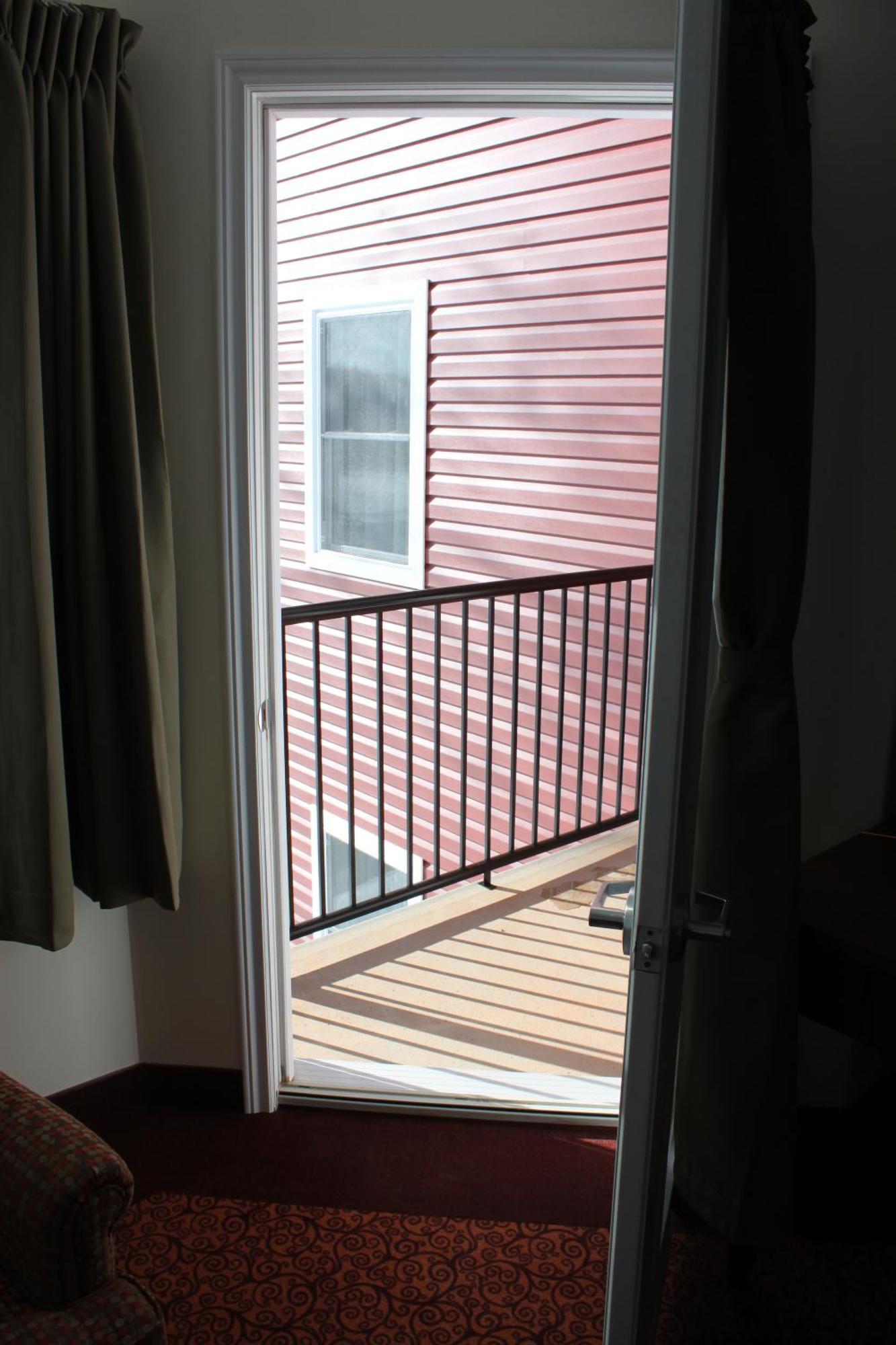 Lanes Riverhouse Inn & Cottages Montague Bilik gambar