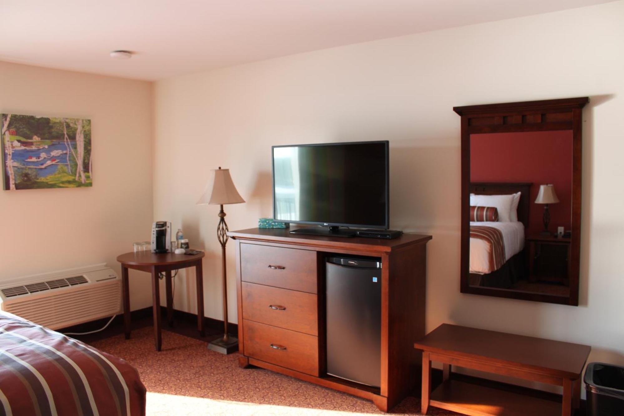 Lanes Riverhouse Inn & Cottages Montague Bilik gambar